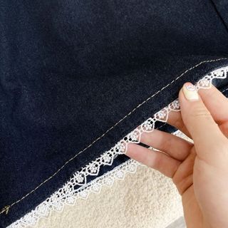 Quần Đùi Jean Bigsize Nữ Phối Lai Ren Dễ Thương Viền Chỉ Cá Tính Vải Denim Cho CHubby Q565