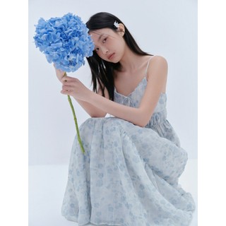 Đầm OLV 2 dây dáng Maxi cổ V nhún eo nữ tính điệu đà Mercer phù hợp đi chơi đi biển mùa hè