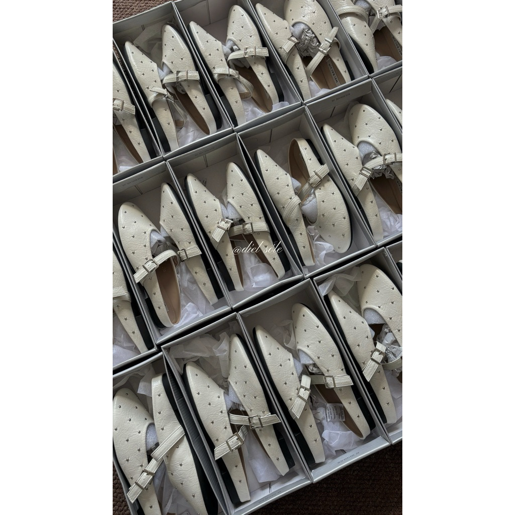 [Sẵn] Giày Nữ Flip Flops Meibaiyi – Đính Hạt, Da Mềm, Phong Cách Dịu Dàng QCCC Hè 2025