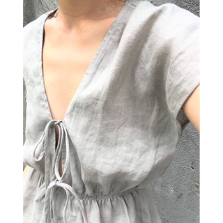 𝙇𝙊𝙉𝘼 𝙏𝙊𝙋 - Áo Linen buộc