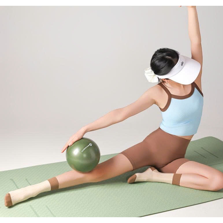 Vớ Tất YOGA chống trượt phối 2 màu cao cổ phong cách trẻ trung.