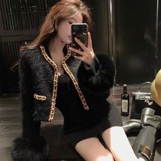 Áo khoác dạ lông nữ form croptop viền kim tuyến tay lông sang trọng