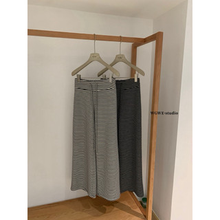 𝙥𝙝𝙞𝙚𝙣 / (Sẵn) W7171 Quần Nỉ Kẻ Ngang Basic Ống Suông Rộng