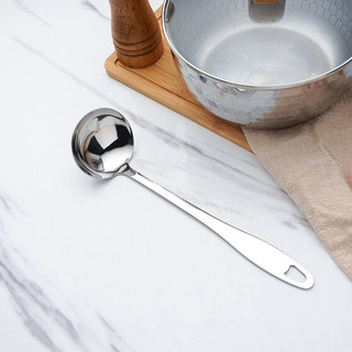 Muôi inox múc canh cán ngắn miệng tròn có lỗ treo họa tiết bông sen bền đẹp dễ sử dụng 0038