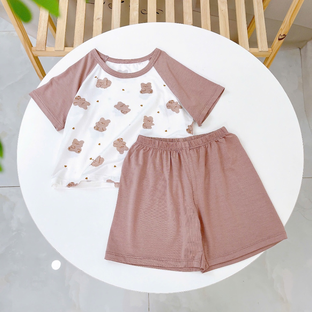 Bộ đùi bé trai sợi sồi Modal Lá Homewear A324, đồ bộ bé trai cộc tay raglan phối hình xe gấu trúc