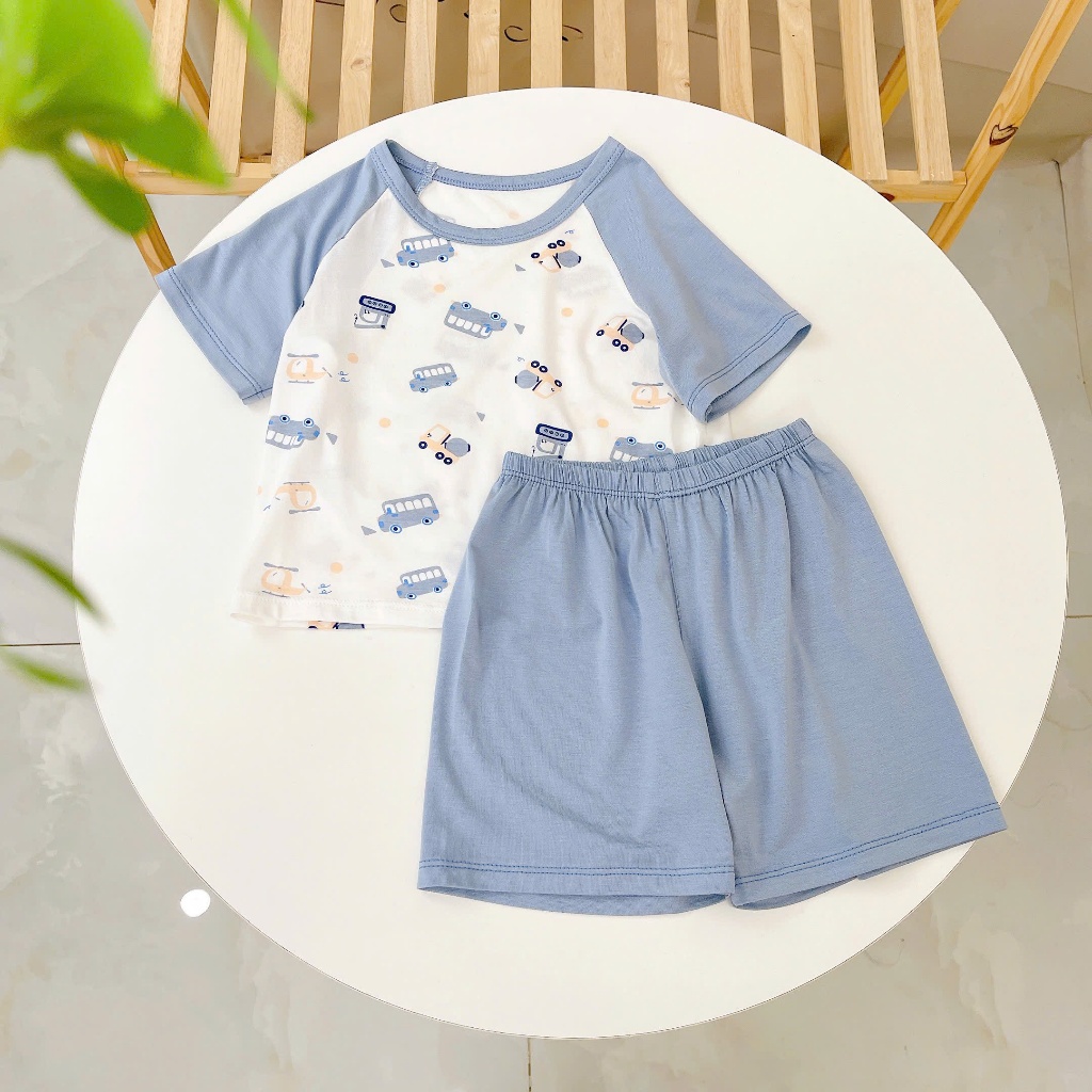 Bộ đùi bé trai sợi sồi Modal Lá Homewear A324, đồ bộ bé trai cộc tay raglan phối hình xe gấu trúc