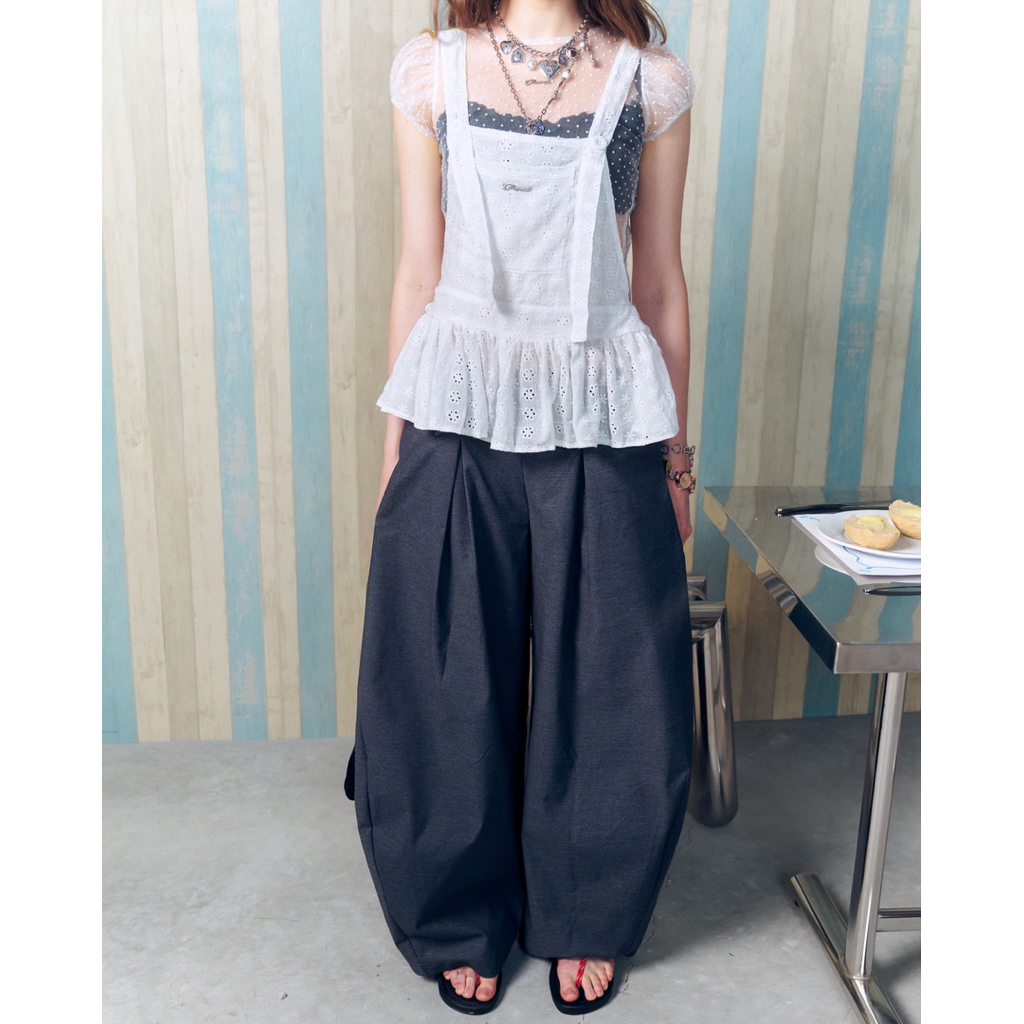 Poppy Top - Remmus | Áo yếm chất liệu cotton thêu Remmus cho nữ