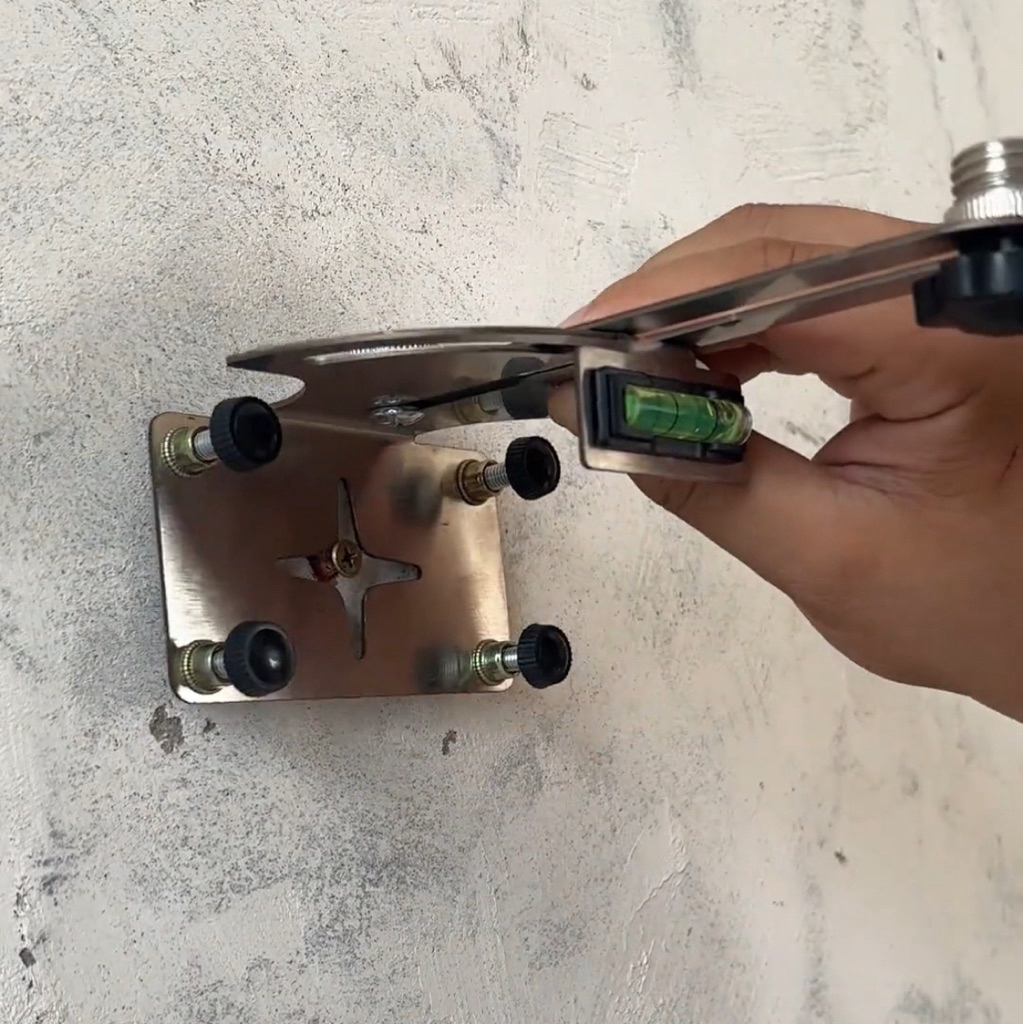 Giá đỡ xoay cho máy cân mực bắn cốt laser treo tường, có đo nước cân bằng dễ canh chỉnh