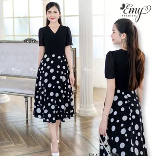 Đầm Thiết Kế EMY Cao Cấp Thanh Lịch Sang Trọng EM7527 Dáng Xoè Công Sở Chấm Bi Trắng Cổ Chữ V Có Túi