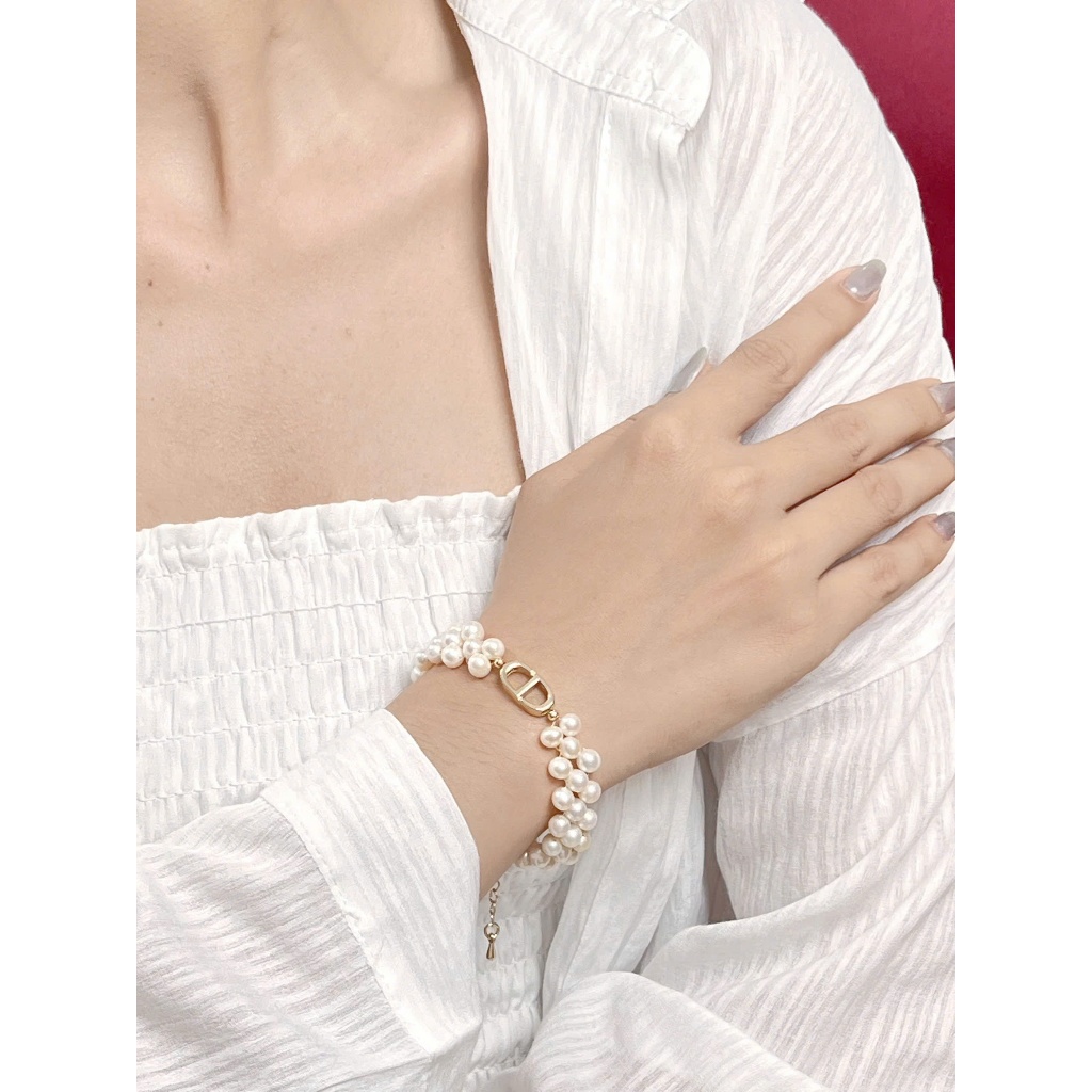 VT114 - Vòng tay ngọc trai nuôi nước ngọt 5-6 li dài 20cm, Charm Mạ Vàng 18K. Forever Young Pear