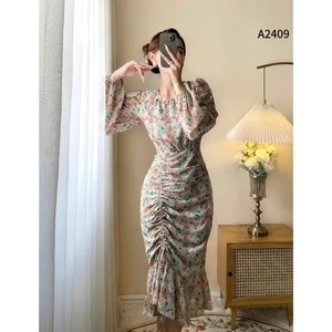 Đầm đuôi cá, rút dây bên cạnh hai màu xanh- hồng A2409