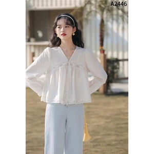 Áo thô phối ren một màu trắng A2446