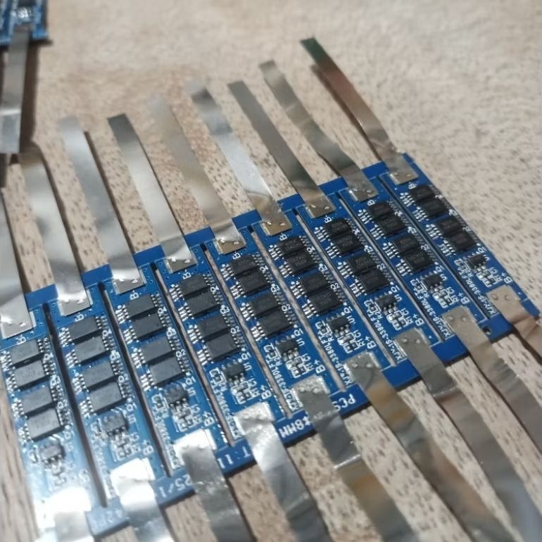 Mạch sạc và bảo vệ pin 1S 3.2V 3A, 4.5A, 6A dùng cho pin Sắt LFP hàn sẵn kẽm