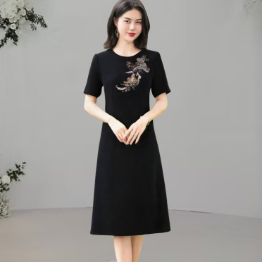Đầm Trung niên-Đầm dự tiệc-Đầm Suôn-Váy Tặng Mẹ-Đầm Thêu hoa phối kim sa phale