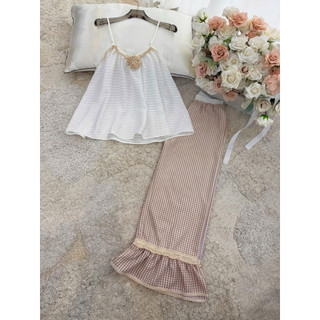 Set Mặc Nhà Khánh An Áo Hai Dây Ren Phối Với Quần Dài Loe Nhẹ Quyến Rũ