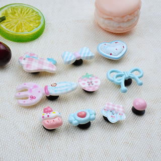 Bộ 10 Sticker, Charm 3D chủ đề Thỏ nơ xanh nhựa cứng gắn Dép Sục, Cá Sấu Mita JB-370