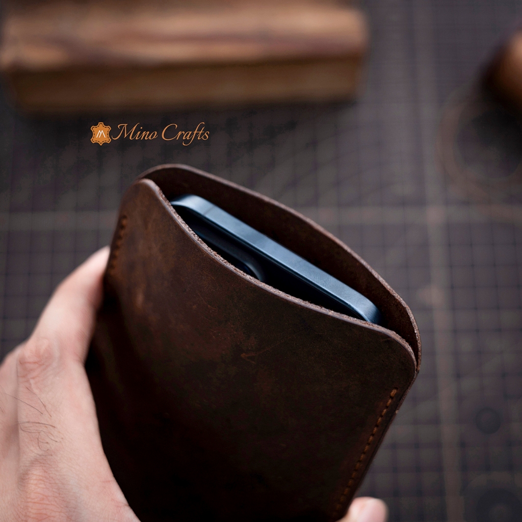 Bao Da Điện Thoại handmade Da Bò Nhập Khẩu - Chế Tác Thủ Công