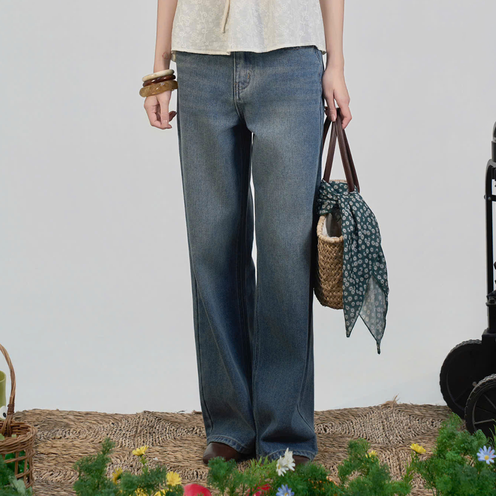 Quần jeans nữ ống rộng Onpi Miều Est.2013 cạp cao basic dễ phối đồ