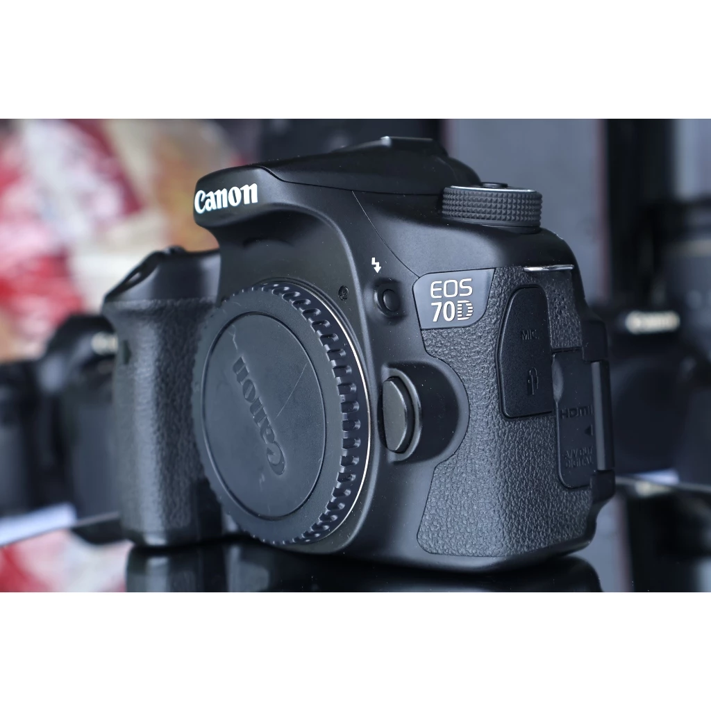 Bộ Máy ảnh Canon 70d + lens 17-85mm is usm (máy mới - màn xoay lật cảm ứng - 33k shot) Bảo hành 12 t