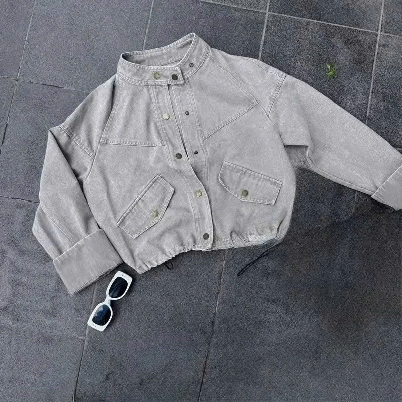 Áo khoác Jean nữ cổ tàu dáng ngắn bo gấu rút dây chất liệu denim dày dặn dễ phối đồ mẫu mới 205 thời trang