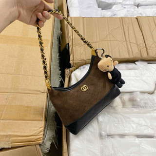 Hàng QC - Túi Đeo Vai Kẹp Nách Đế Da charm mèo HK Vân Trám