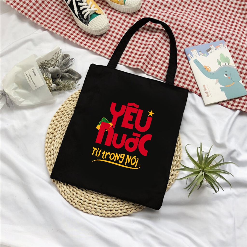 Túi tote có khóa kéo không khóa kéo YÊU NƯỚC TỪ TRONG NÔI túi vải canvas đeo vai đi chơi 35 x 40cm tota0231
