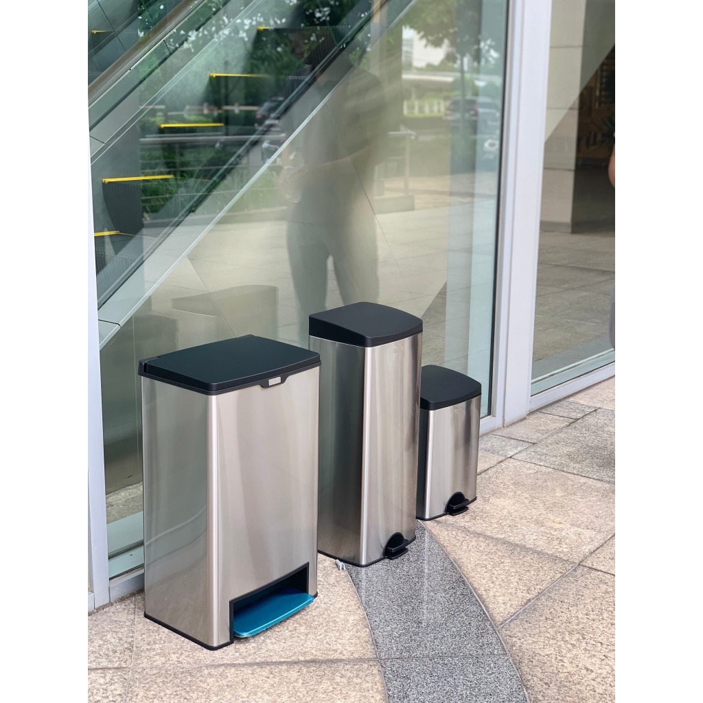 Thùng rác inox bị móp do vận chuyển thanh lý Sale Sốc 15L, 22L, 30L, 40L | BigBuy360 - bigbuy360.vn