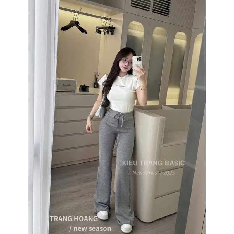 Quần ống loe chất mì nỉ cao cấp dáng dài form đẹp.