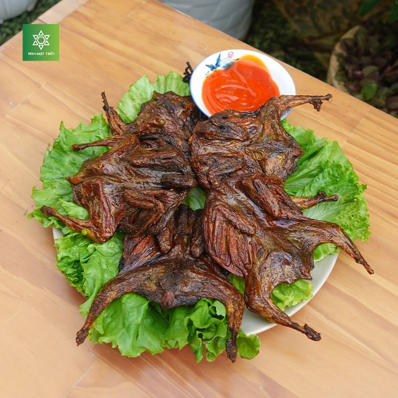 Chim cút vườn sấy cay – Hộp 6 Con – Thịt Cút Thả Vườn Hoa Mặt Trời Farm - Dai ngon, đậm đà hương vị