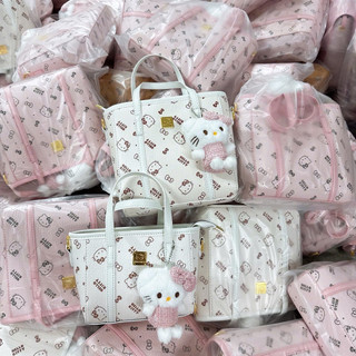 LS2528 Túi Xách Nữ Đeo Chéo Dáng Làn Kitty Mác Vuông Kèm Kitty Treo - Bản 4 Màu 2 Size