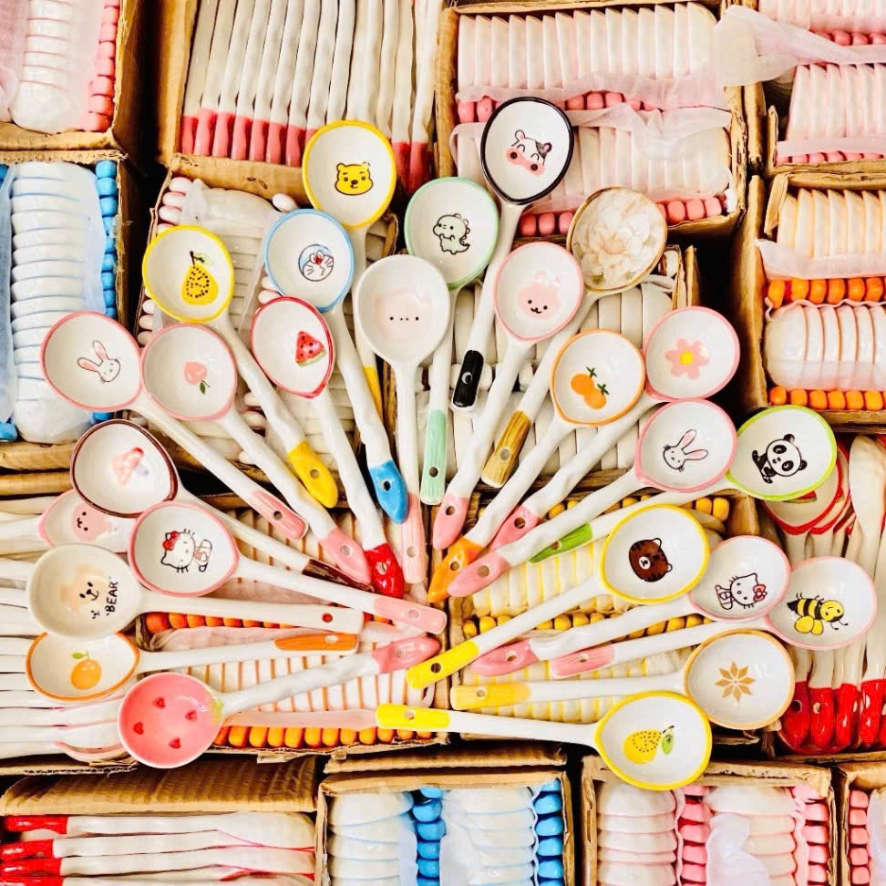 [Ngẫu Nhiên] Muỗng Sứ Hoạt Hình Dễ Thương, Muỗng Súp Muỗng Ăn Cho Bé