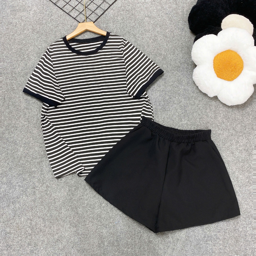 Set Đồ Nữ Bigsize Áo Thun Sọc Ngang Tay Ngắn + Quần Short Trơn Năng Động A294+Q500