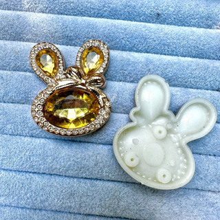 [Charm nhựa sáng- Tặng vít] PHỤ KIỆN GẮN DÉP TRANG TRÍ DÉP CHARM SÁNG ĐÍNH ĐÁ LẤP LÁNH CỨNG CÁP TẶNG VÍT MẪU MÃ ĐA DẠNG
