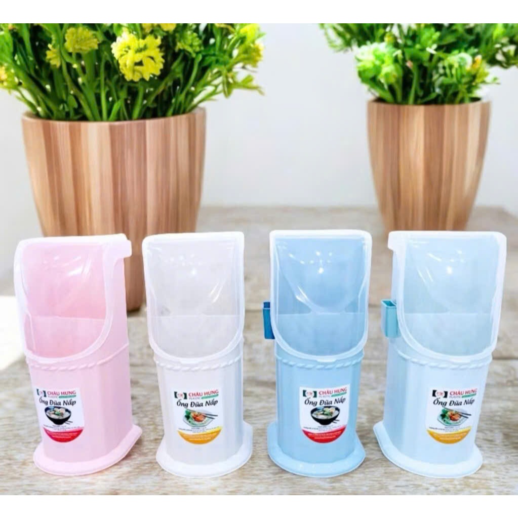 Ống Đũa Nhựa Châu Hưng Có Nắp Đậy Kèm Khe Tăm
