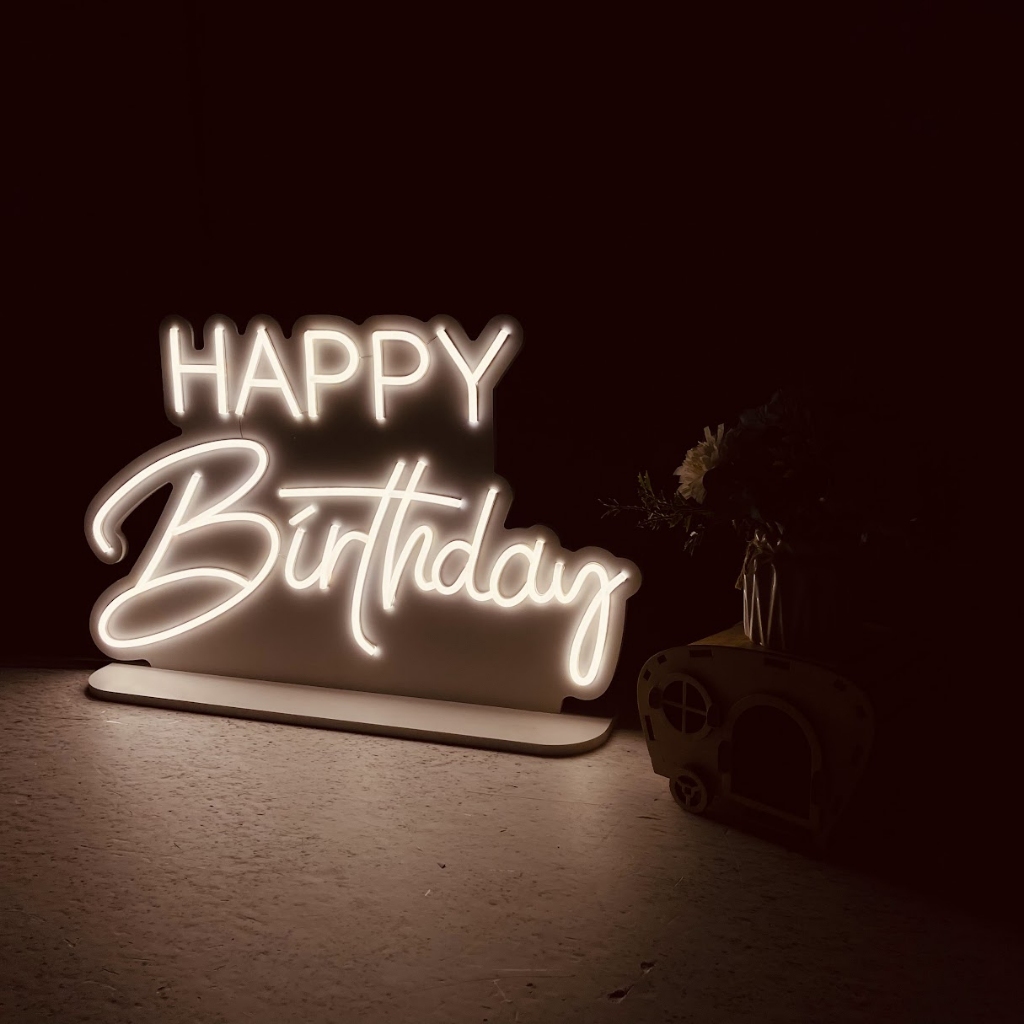 Đèn Trang Trí Led Neon Sign HAPPY BIRTHDAY-Mẫu Để Bàn KT 60 cm