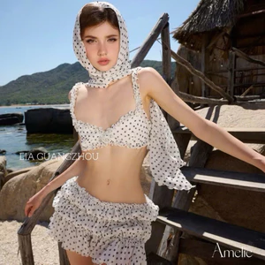 Set bikini chấm bi kèm khăn 4 món