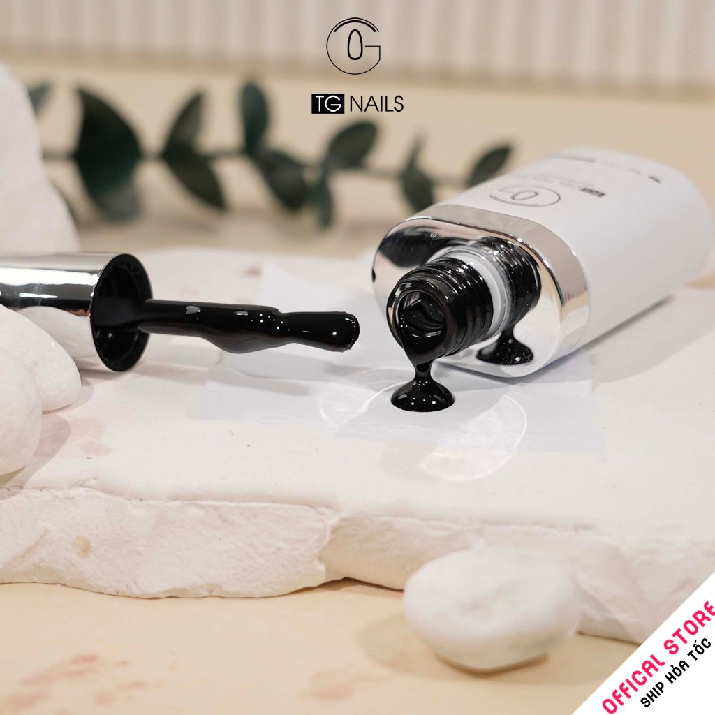 Sơn gel màu đen tuyền hãng TG cọ tròn lọ 10g