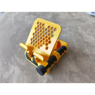 Giá Đỡ Điện Thoại Đa Năng Có Thể Điều Chỉnh Và Có Ngăn Để Đồ Tiện Lợi