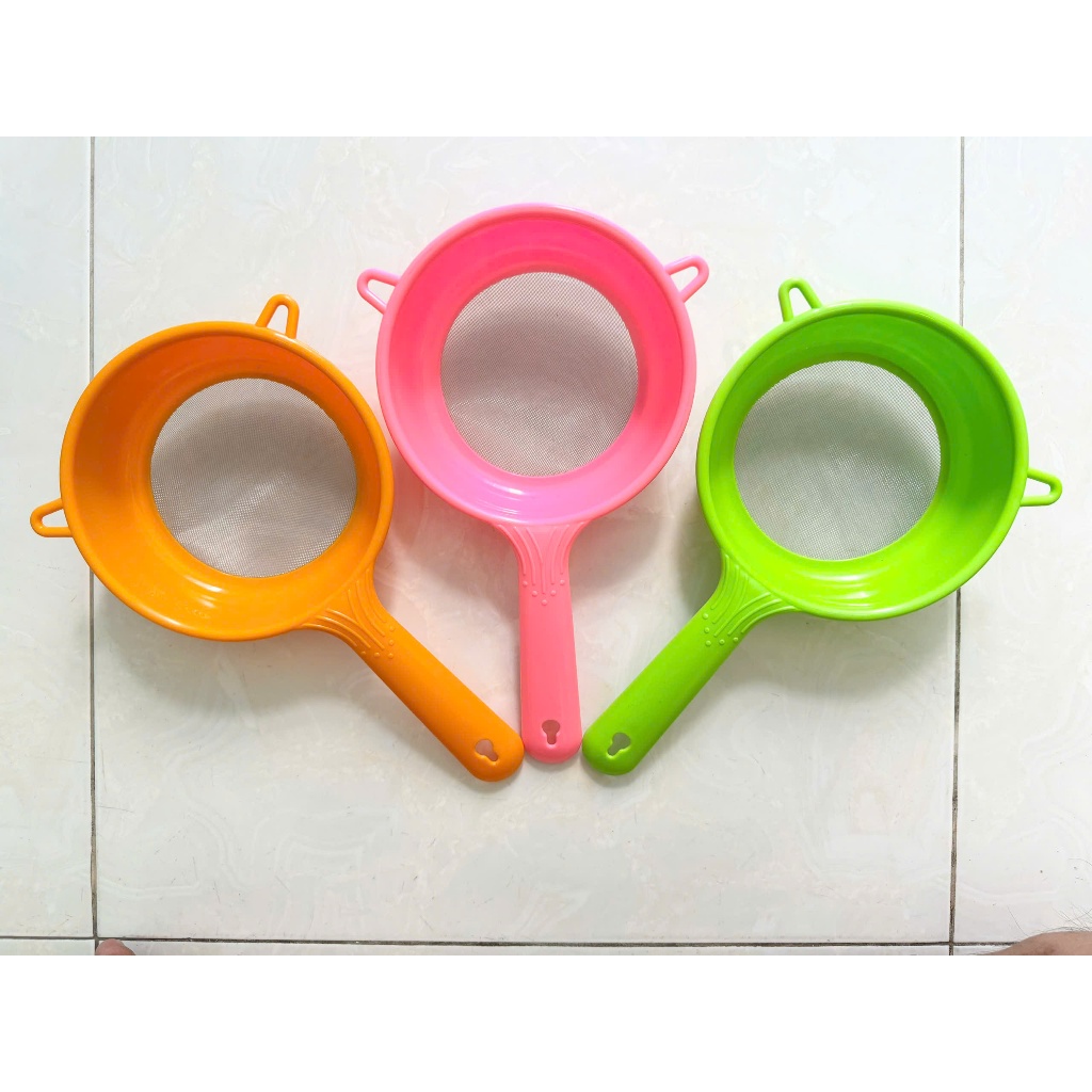 Ray Bột, Lược Dừa Bằng Nhựa Châu Hưng