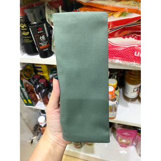 Muối biển rang ngải cứu chườm lưng, đầu gối, cổ và lòng bàn chân giảm đau lưng, đau cơ xương khớp