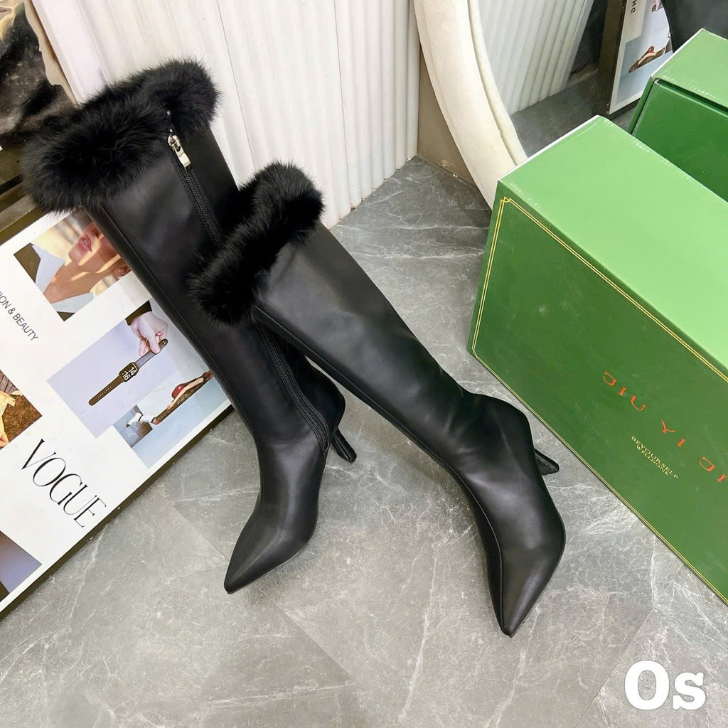 🌸 Boot nhọn cổ lông chất da trơn