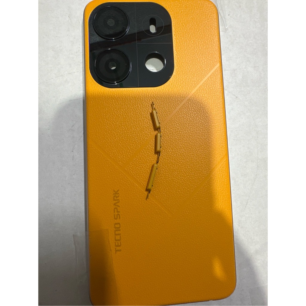 vỏ tecno spark go 2023