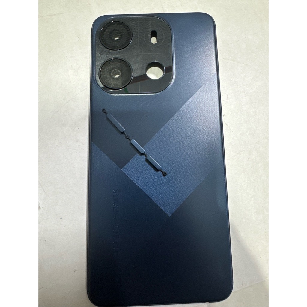 vỏ tecno spark go 2023