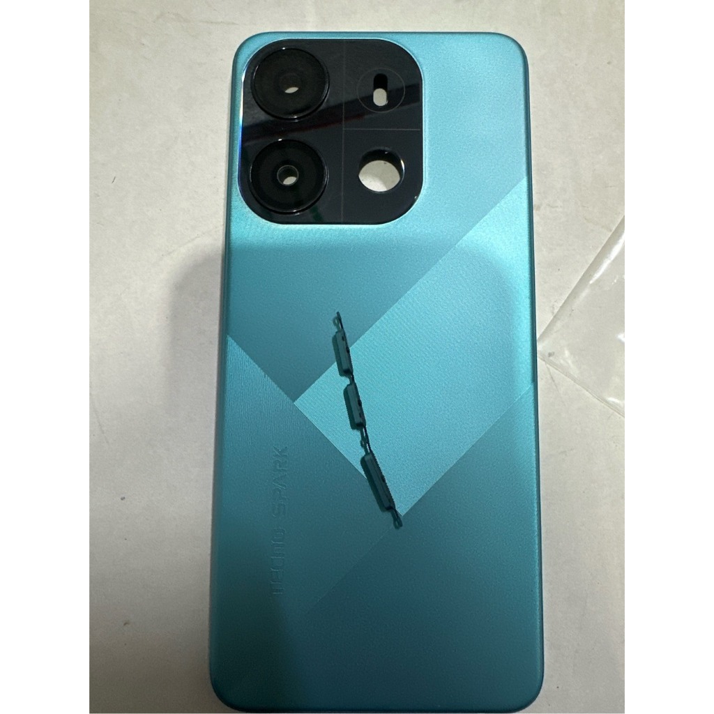 vỏ tecno spark go 2023