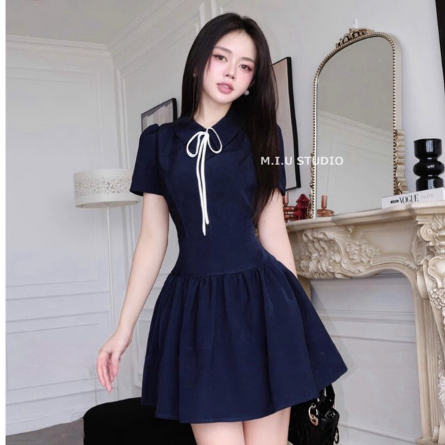 Váy thiết kế chéo ý ép mùng cộc tay thiết kế cổ thắt nơ MIU.STUDIO , Đầm nữ ngắn xoè cổ bẻ buộc nơ chiết eo tôn dáng