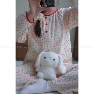Đồ ngủ nữ tay dài quần dài – Pyjama vải xô muslin cổ tròn họa tiết | KNG.studio (Tặng kèm dây buộc tóc scrunchies)
