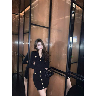 •𝙆𝙞𝙣𝙜𝙨𝙝𝙤𝙥𝙗𝙚𝙖𝙪𝙩𝙮•Váy Body Cúc Dài Tay BLM QCL1 [S03]