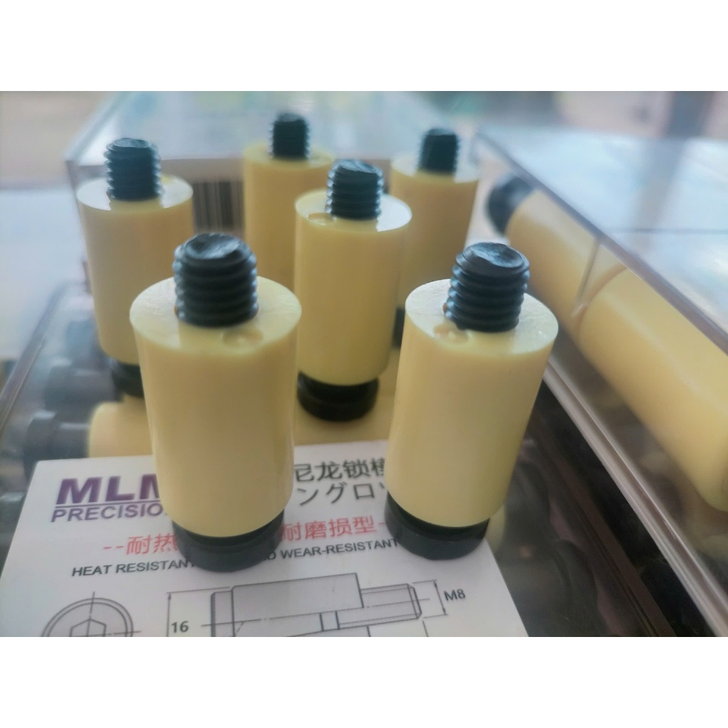 Ốc khóa khuôn đóng vai trò quan trọng trong việc lắp ráp, cố định các bộ phận của khuôn mẫu