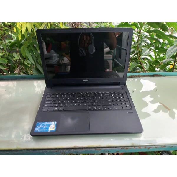 [HCM] Laptop cũ Dell Vostro 15-3568 Core i5-7200U/ Ram 4gb/ SSD 128gb + HDD 1TB/ VGA Intel HD Graphics/ LCD 15.6'' inch.