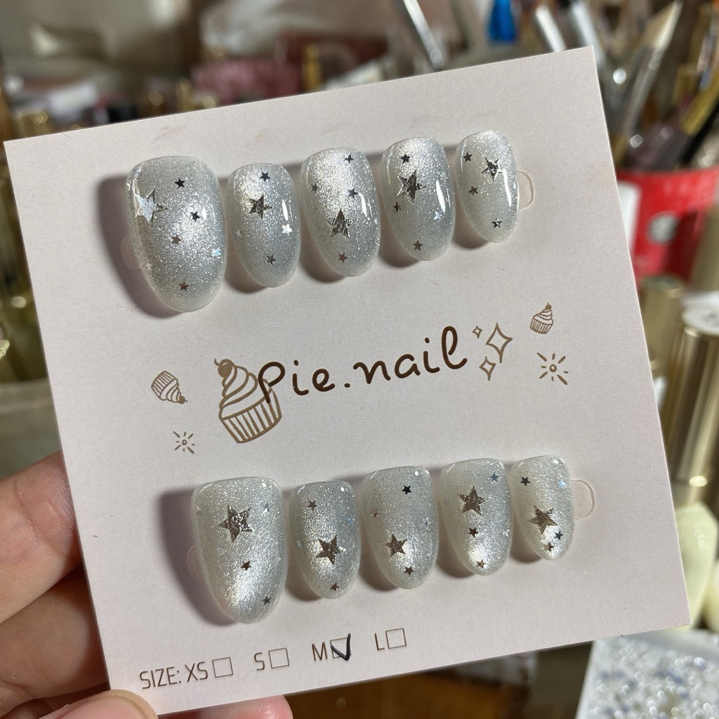 415. nailbox mắt mèo kim cương trắng bạc. sao nhũ